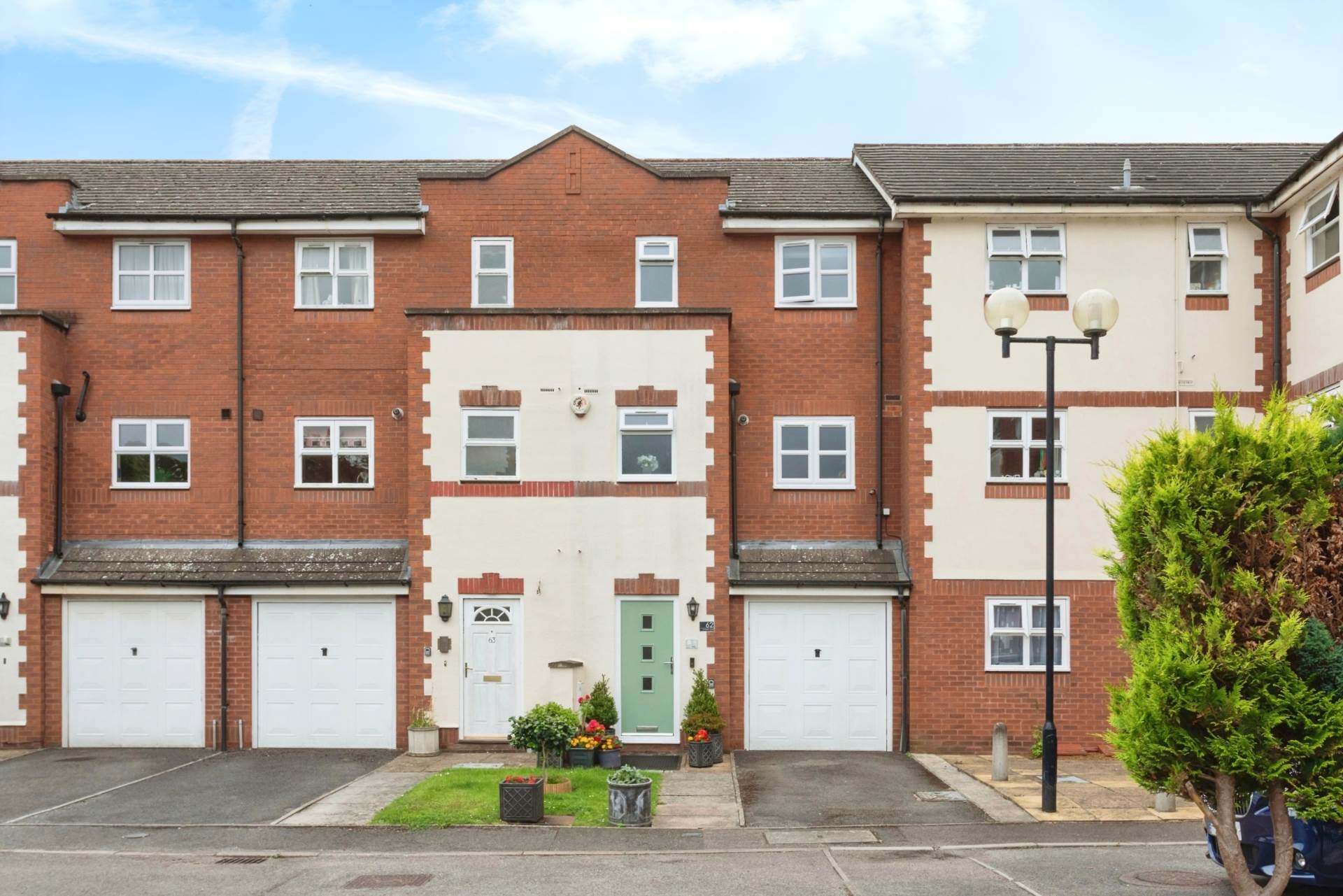 Coopers Gate, Banbury, Image 1