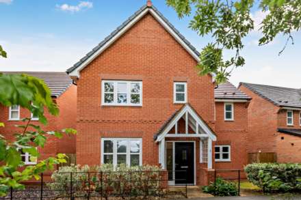 Kestrel Row, Southam Grange, Southam