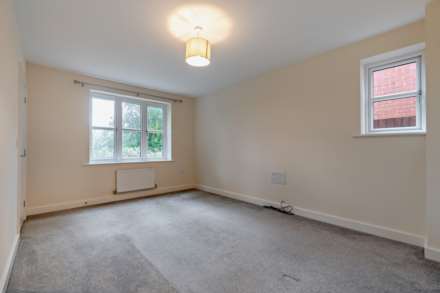 Kestrel Row, Southam Grange, Southam, Image 15