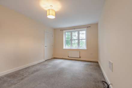 Kestrel Row, Southam Grange, Southam, Image 17