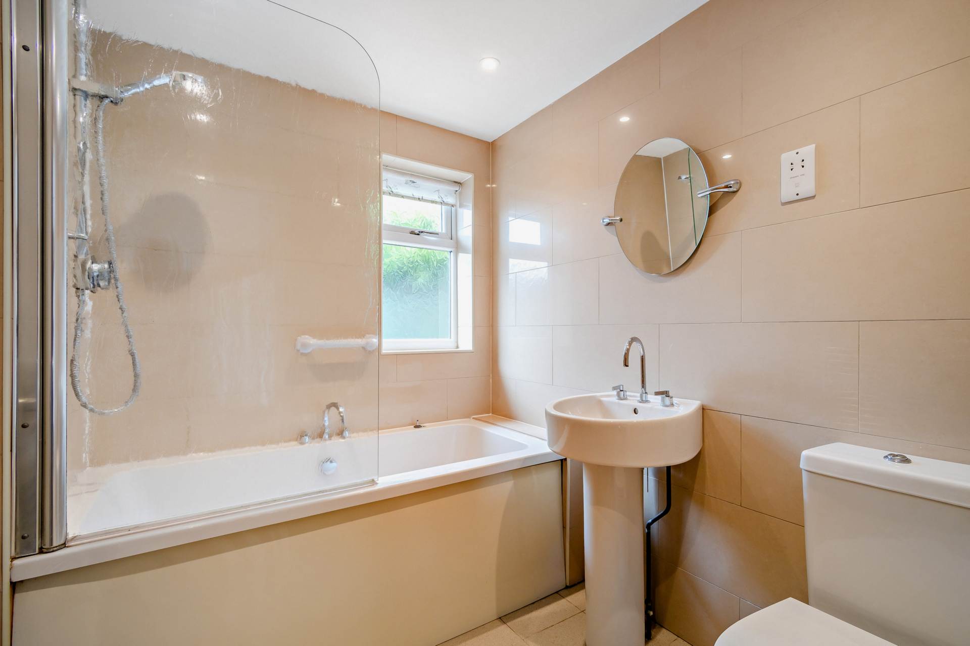 Larksfield Road, Banbury, Image 6