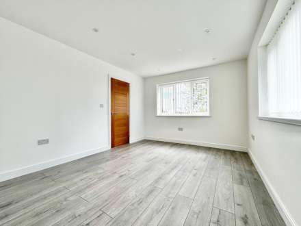 3 Bedroom Semi-Detached, Hamlet House, Nethercote