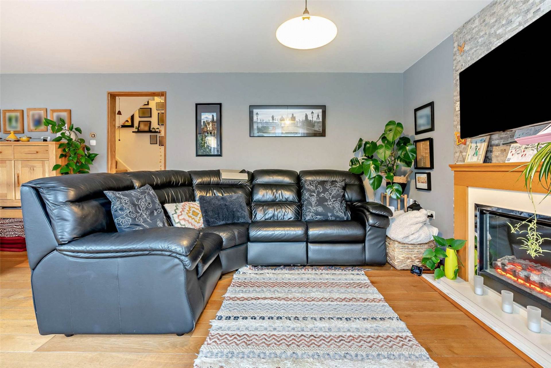 Van Diemans, Oxford, Image 10