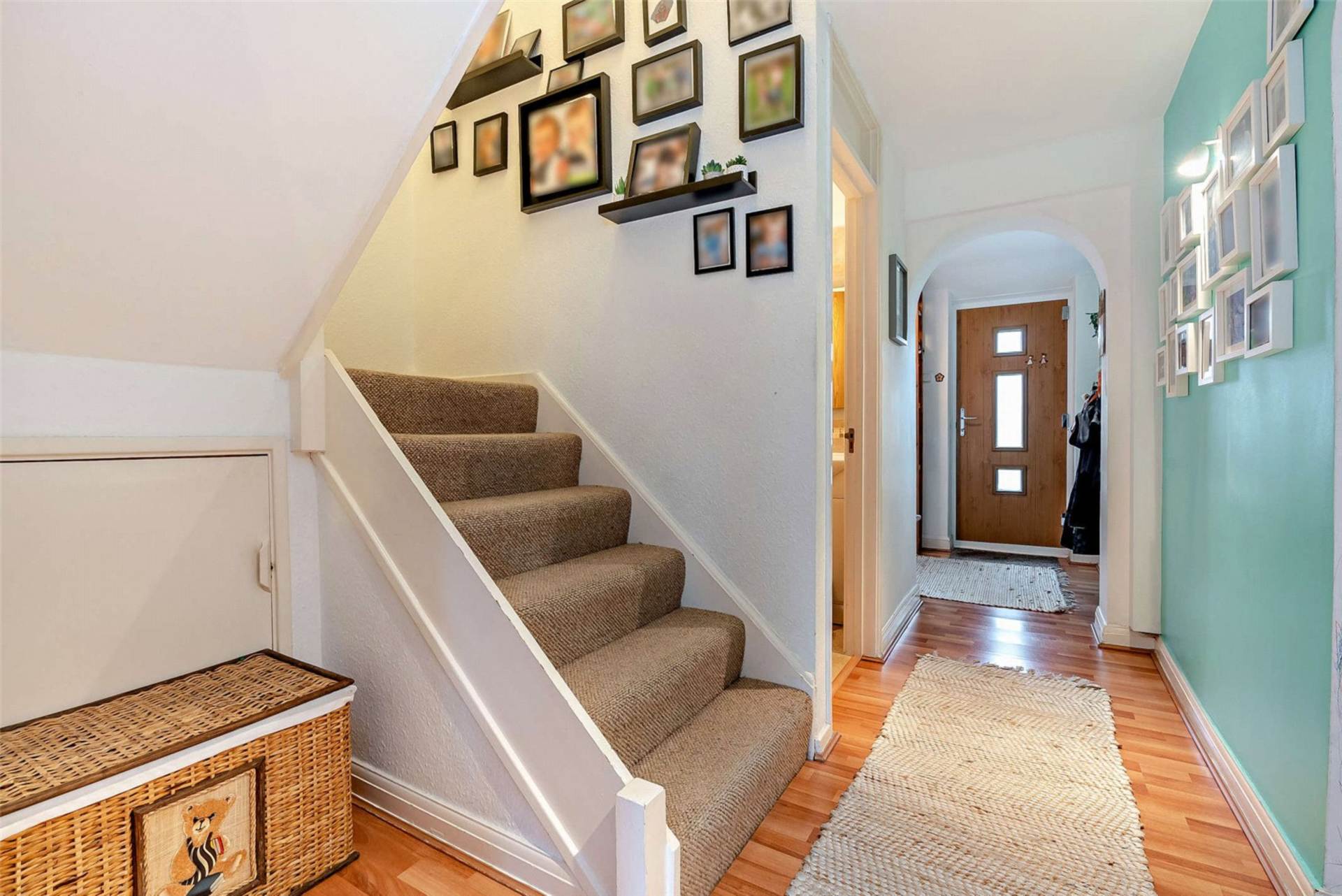 Van Diemans, Oxford, Image 14