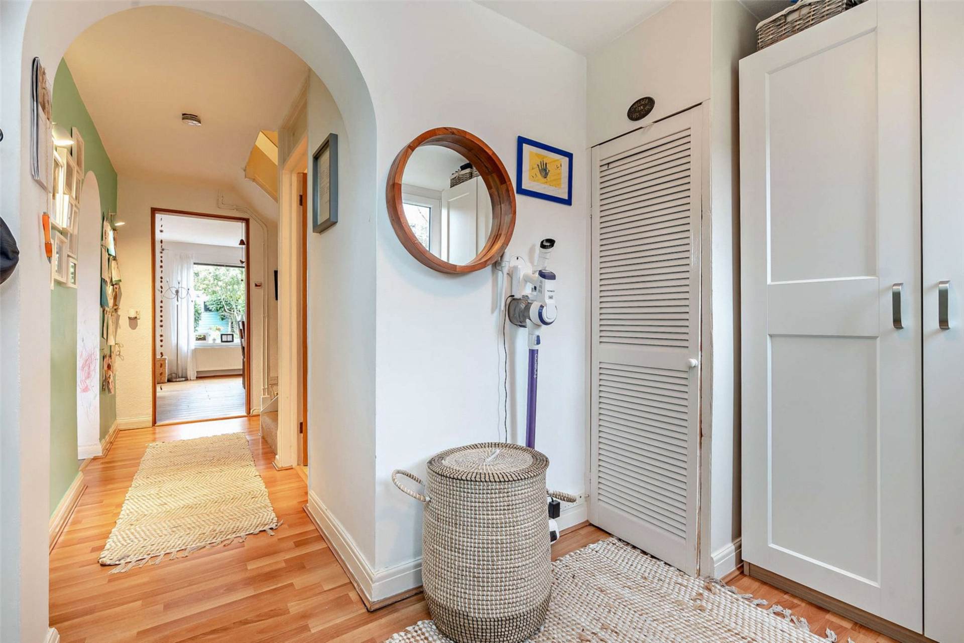 Van Diemans, Oxford, Image 4