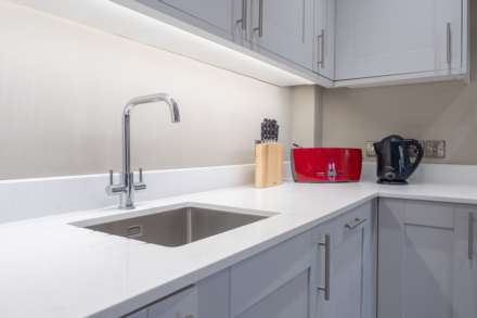 Windrush Heights, Windrush, nr Burford, Image 6