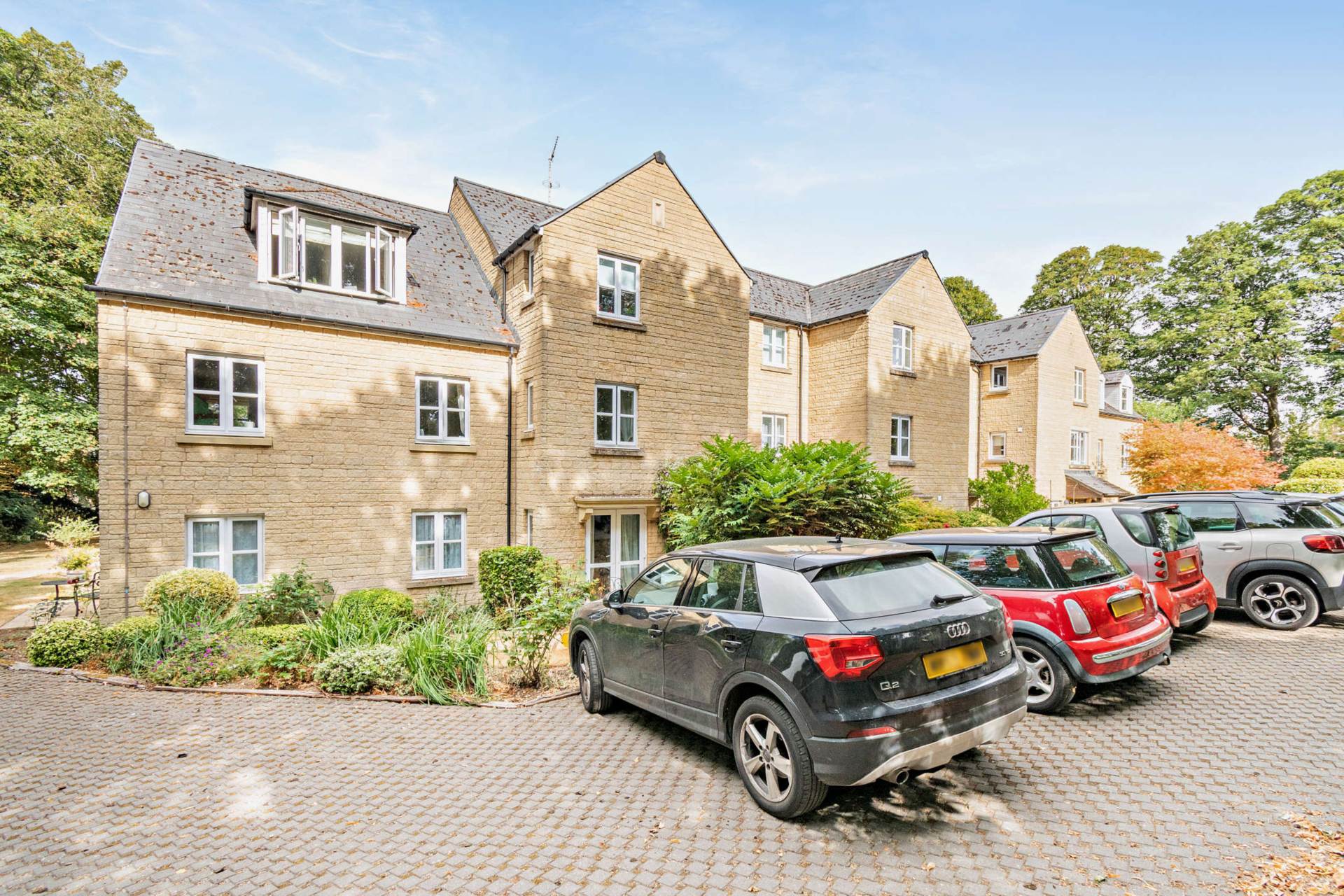 Kingstone Court, Chipping Norton, Image 13