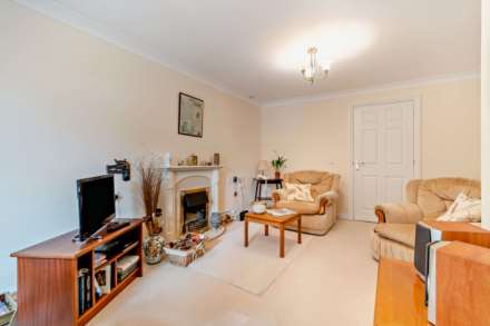 Kingstone Court, Chipping Norton, Image 3