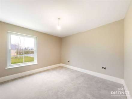 Windrush Heighs, Windrush, Image 4