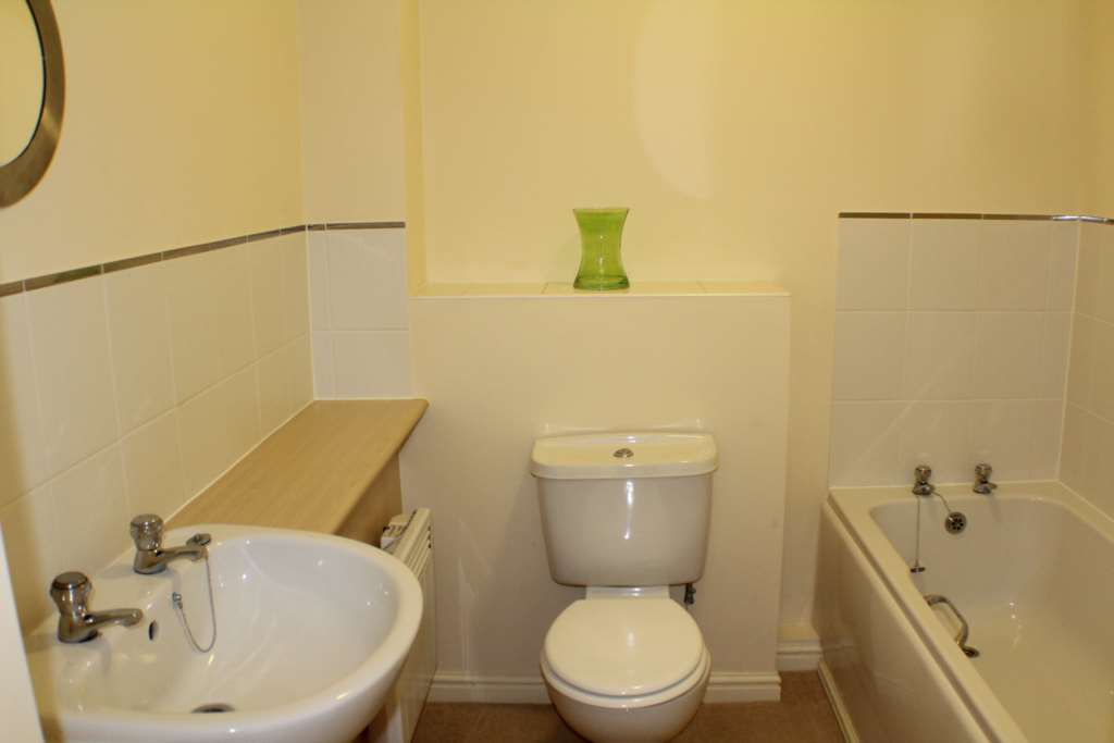 Dainty Grove, Grange Park, NN4, Image 5