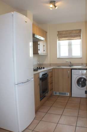 Dainty Grove, Grange Park, NN4, Image 4