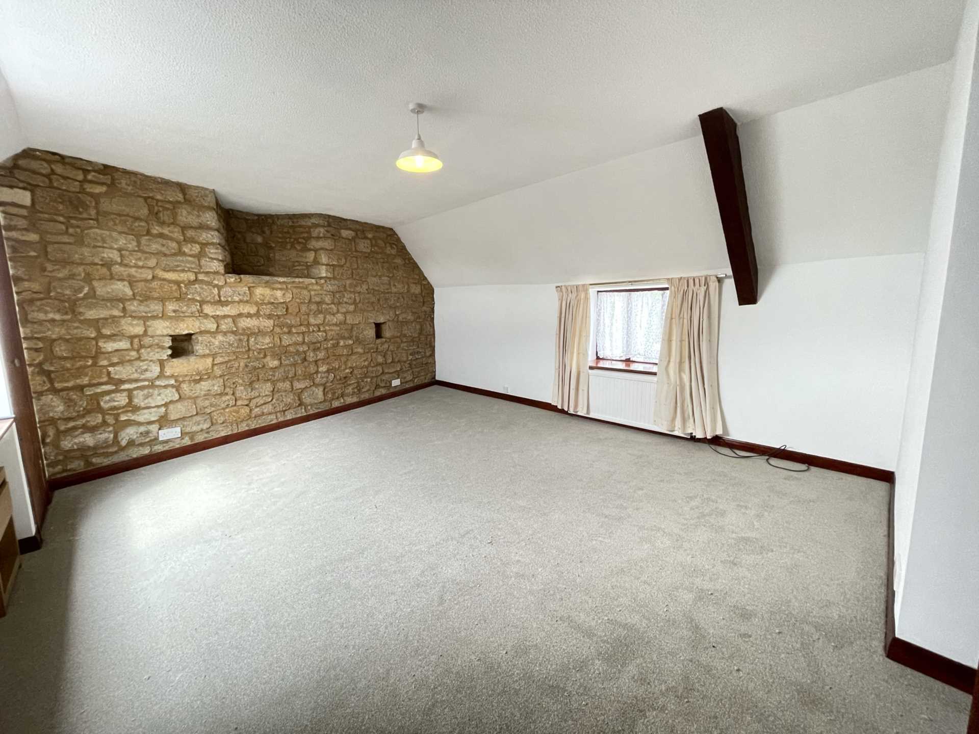 The Cottage, High Street, Middleton Cheney, Image 5