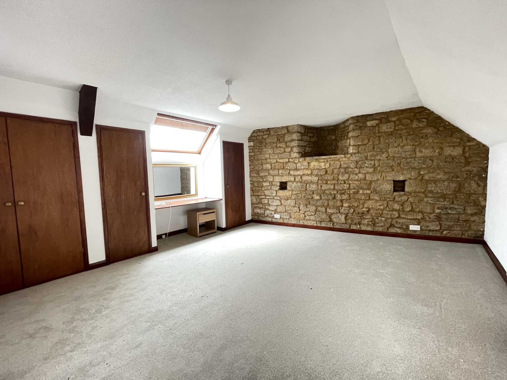 The Cottage, High Street, Middleton Cheney, Image 6