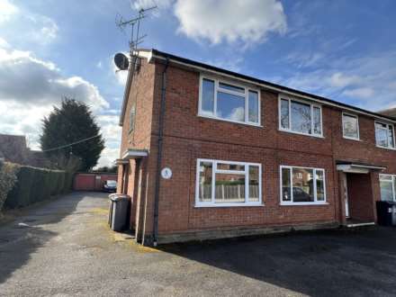 2 Bedroom Flat, Station Road, Balsall Common