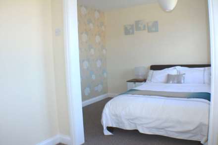 1 Bedroom Room (Double), Cypress Gardens, Bicester, OX26