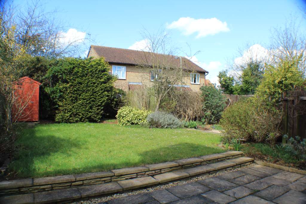 Cypress Gardens, Bicester, OX26, Image 1