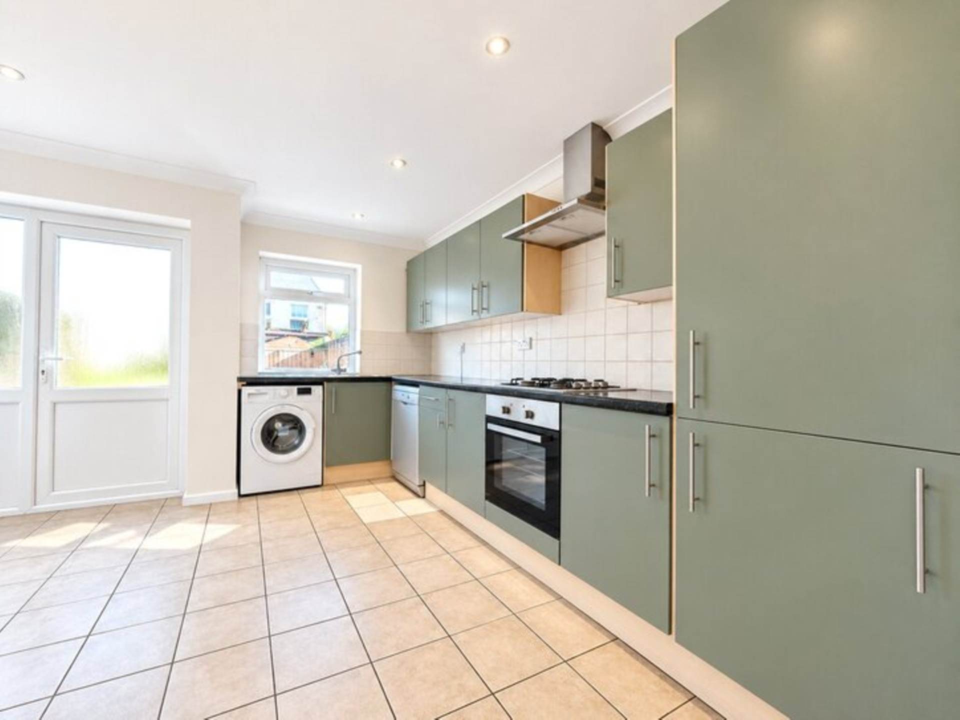 Barton Crescent, Leamington Spa, Image 10
