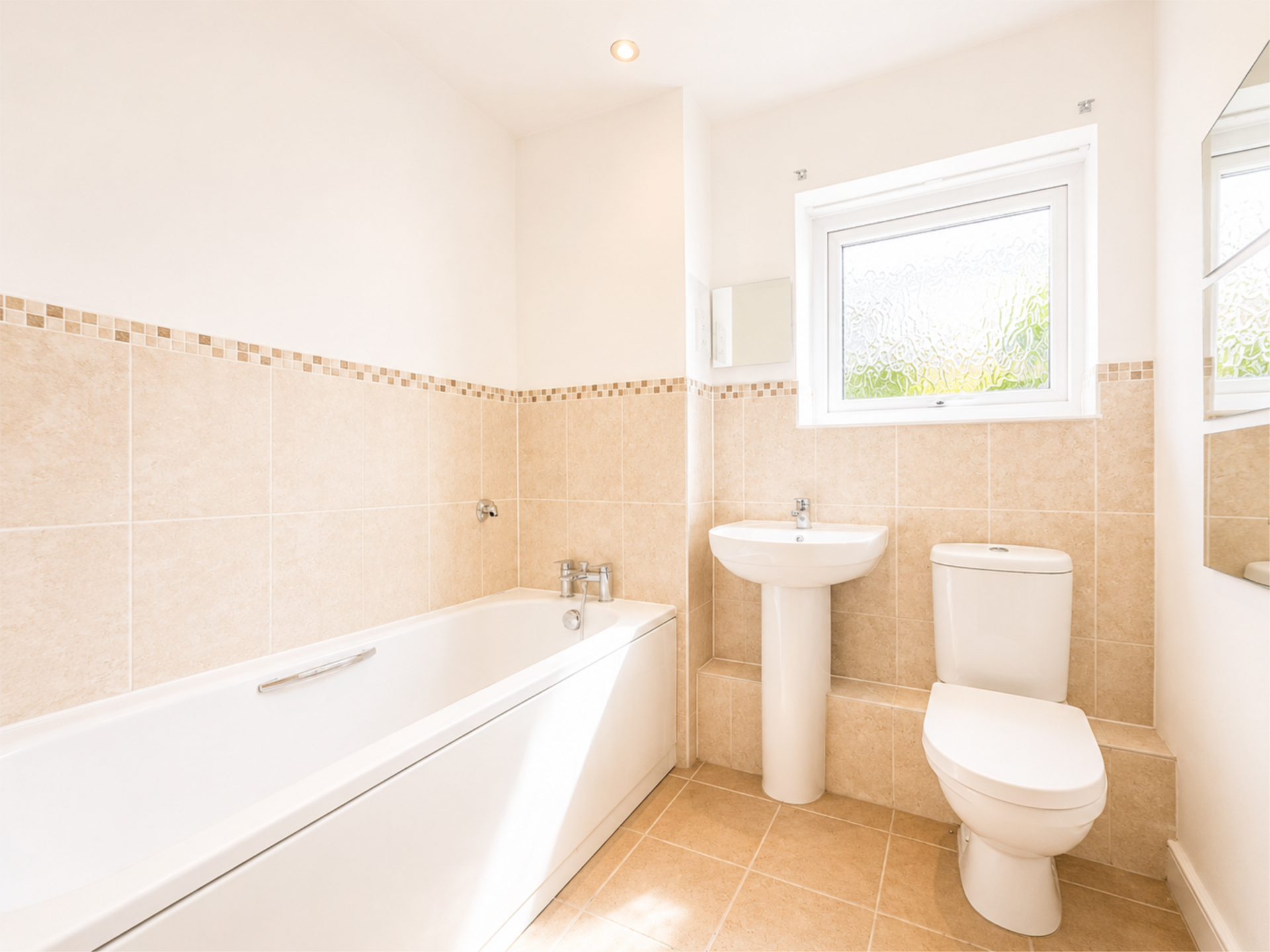 Goodworth Road, Park 25, Redhill, RH1, Image 11
