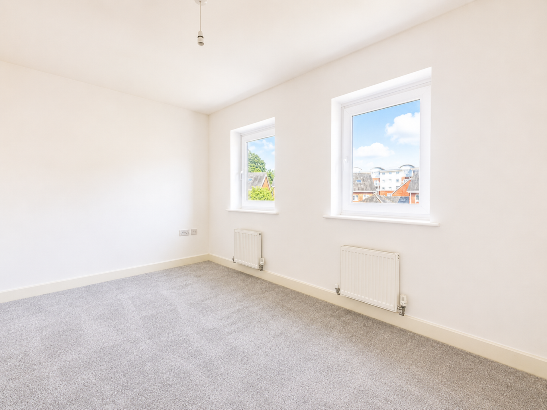 Goodworth Road, Park 25, Redhill, RH1, Image 13