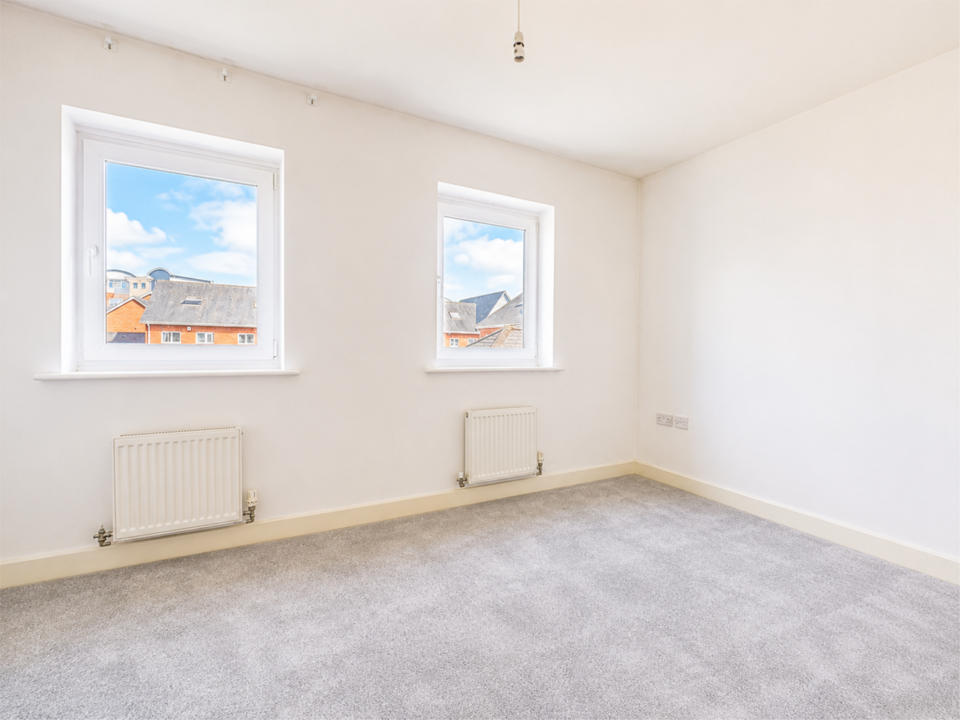 Goodworth Road, Park 25, Redhill, RH1, Image 14