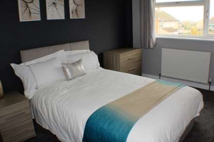 St Anne's Close, Bicester, Image 1