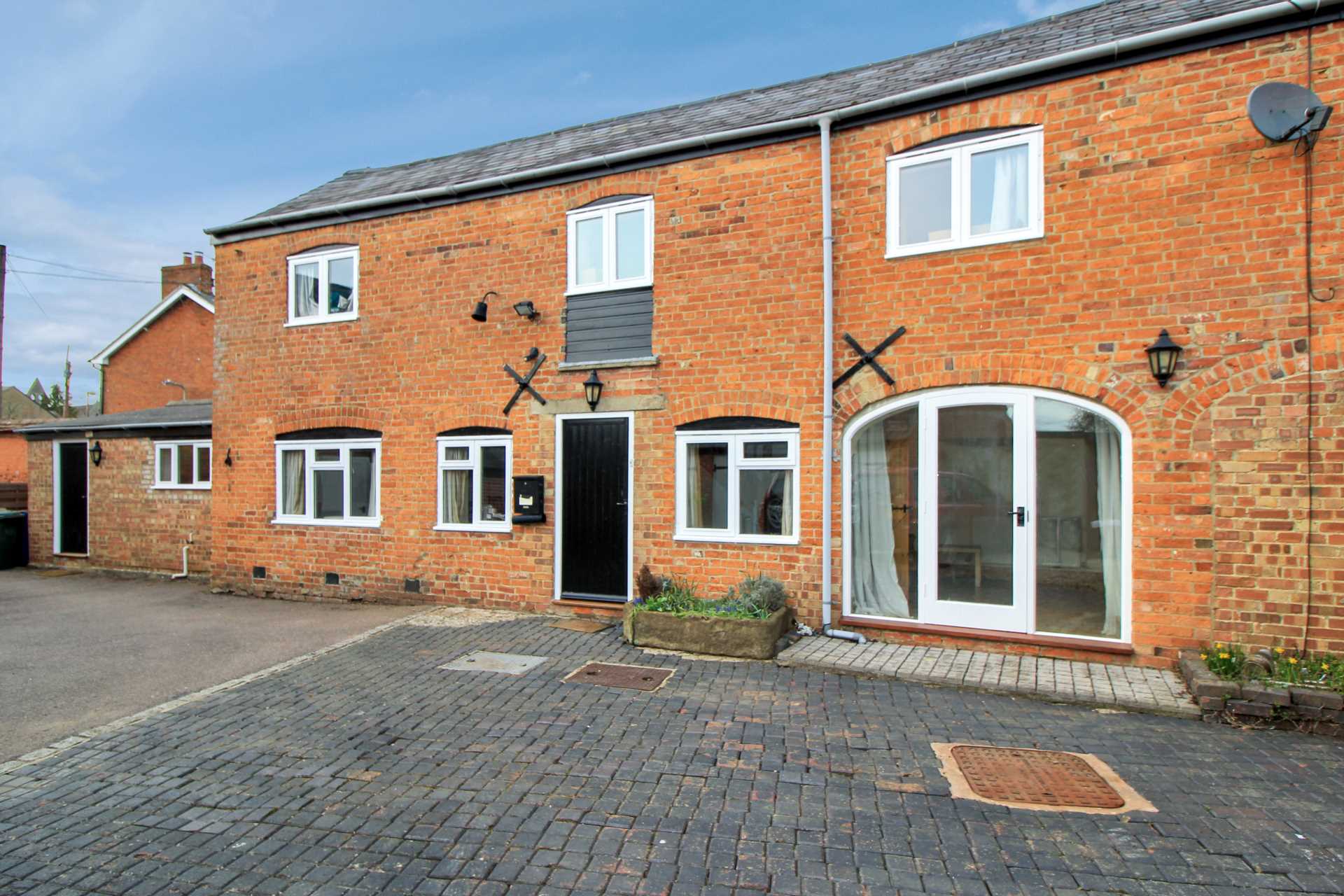 Stable Cottage, Clifton, Banbury, Image 1