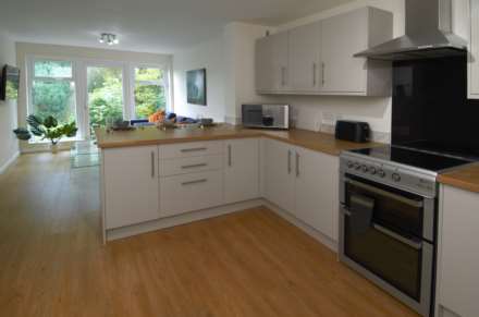Denbigh Close, Banbury, Image 11