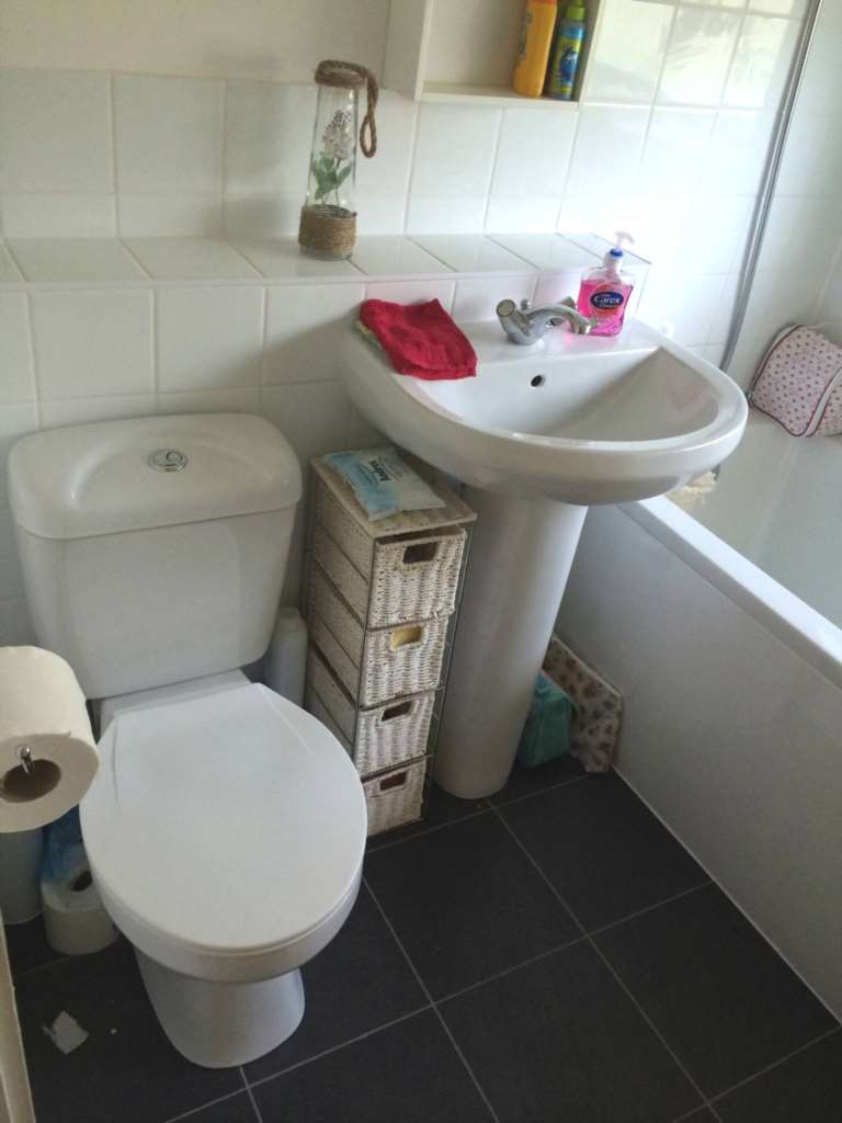 Rowle Close, Stantonbury, Milton Keynes, Image 3