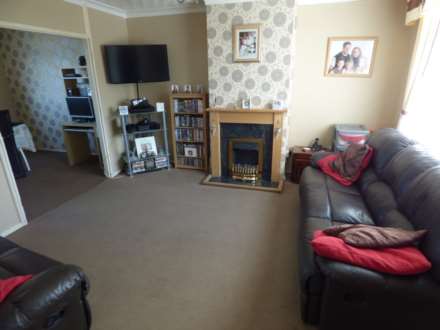 ***REDUCED***Meadow Road, Marske By The Sea, Image 3