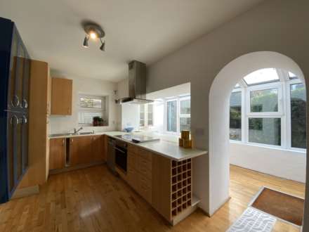 Wild Atlantic Way - Ferry House, Castlepark, Kinsale, P17 H027, Image 13