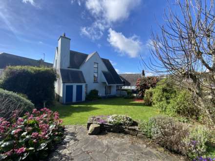 Wild Atlantic Way - Ferry House, Castlepark, Kinsale, P17 H027, Image 36