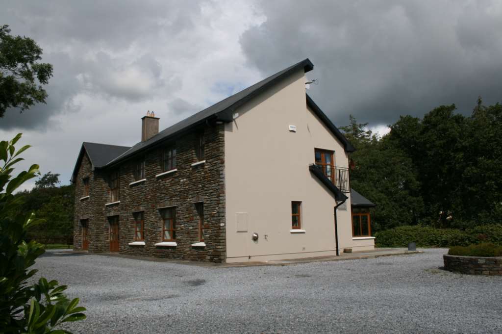 Iona, Dunderrow, Kinsale, Co Cork, P17 VW57, Image 3