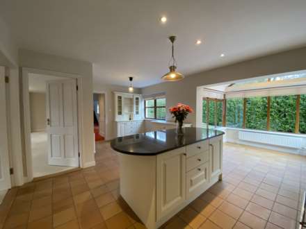 Iona, Dunderrow, Kinsale, Co Cork, P17 VW57, Image 8