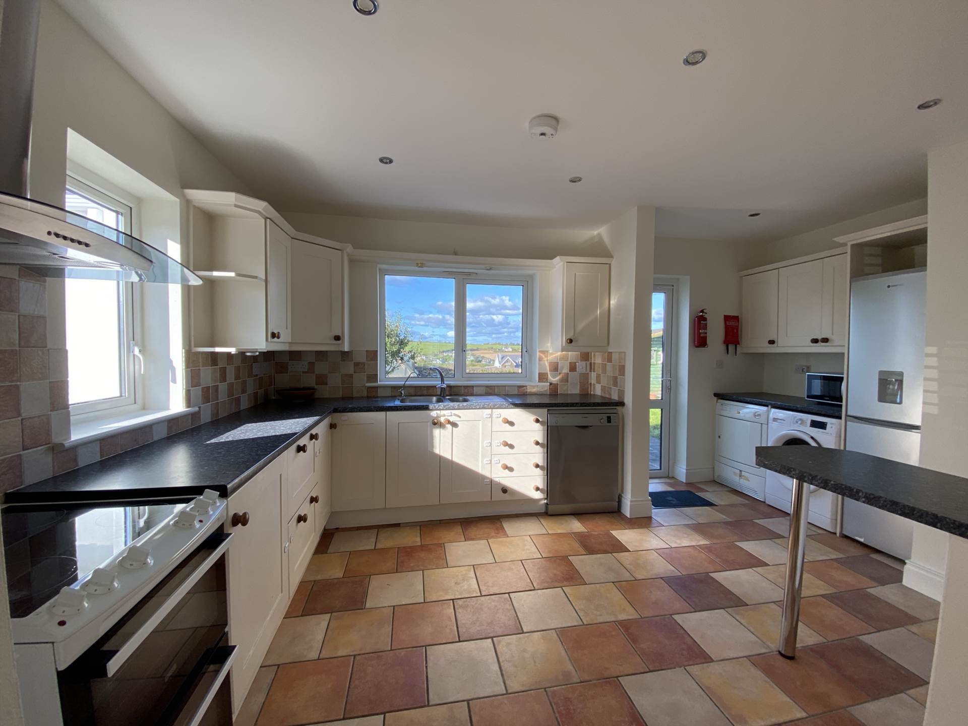 19 Ard na Mara, Cappagh, Kinsale, Co Cork, P17 HY82, Image 8