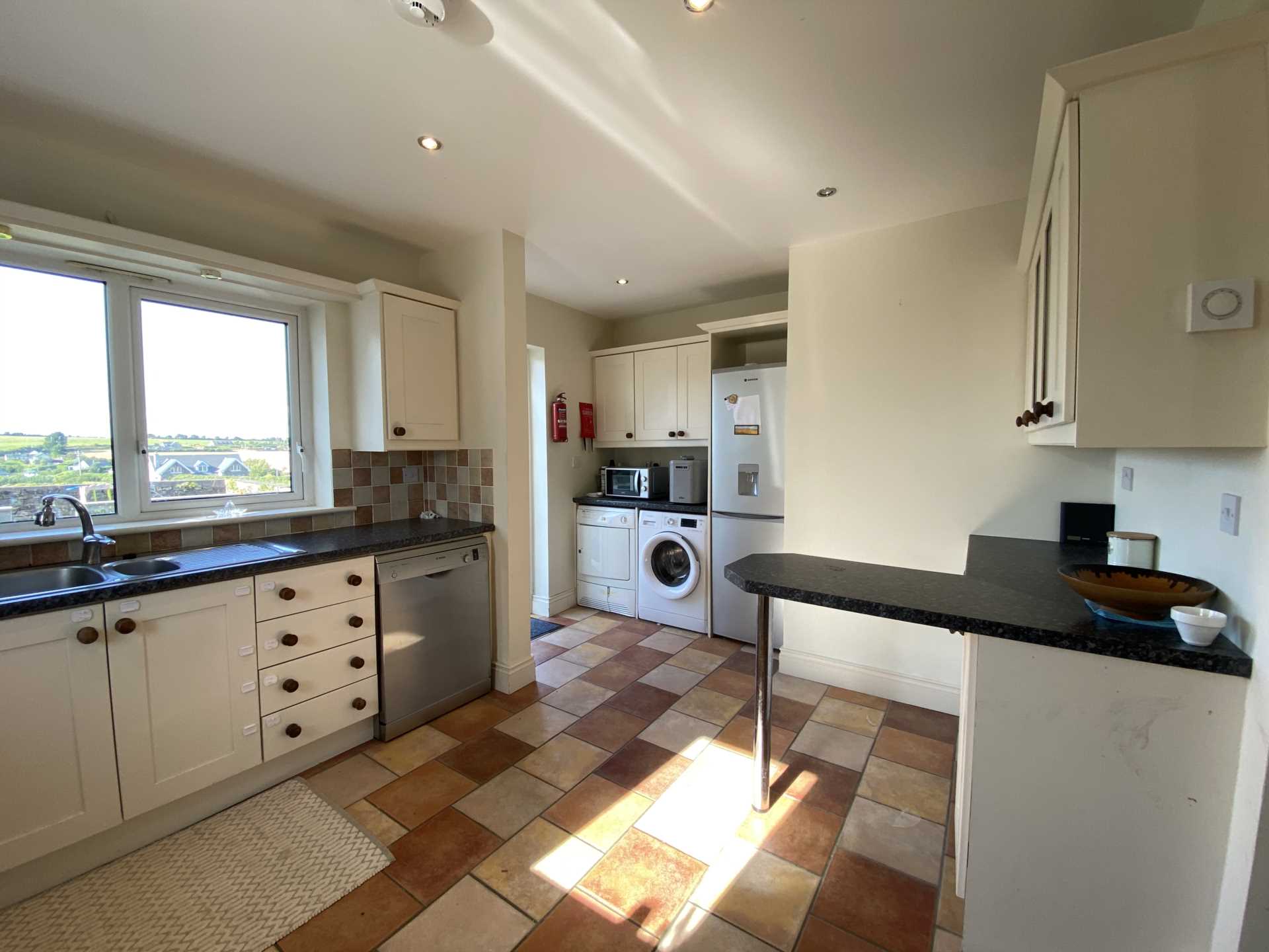 19 Ard na Mara, Cappagh, Kinsale, Co Cork, P17 HY82, Image 9