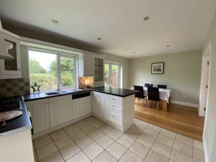 10 Ringcurran Grove, Ardbrack, Kinsale, Co Cork, P17 W590, Image 13