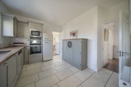2 Harbour Heights, Cappagh, Kinsale, Co Cork, P17 E840, Image 17