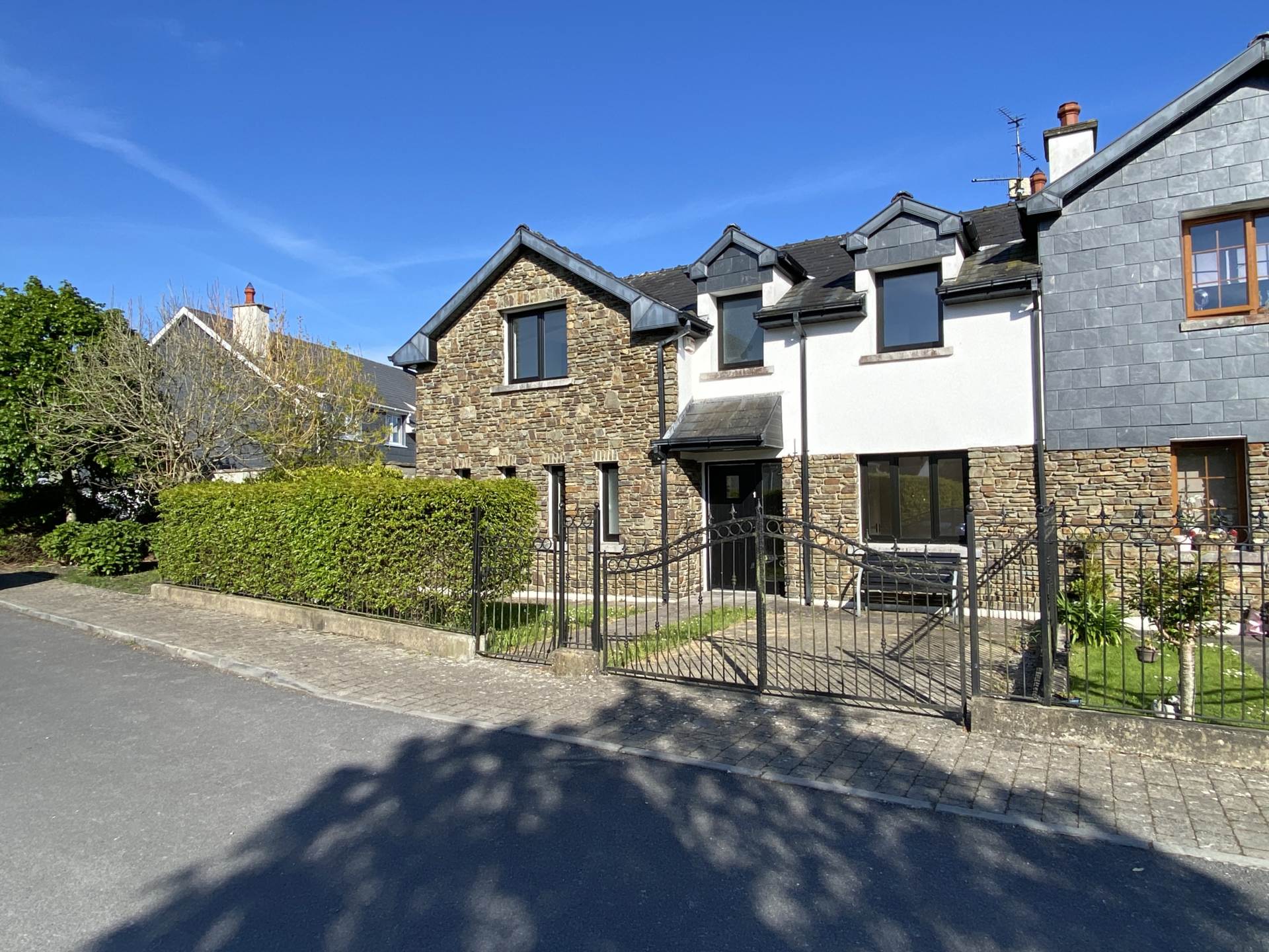 1 Four Winds, Featherbed Lane, Kinsale, Co Cork, P17 NY20, Image 1