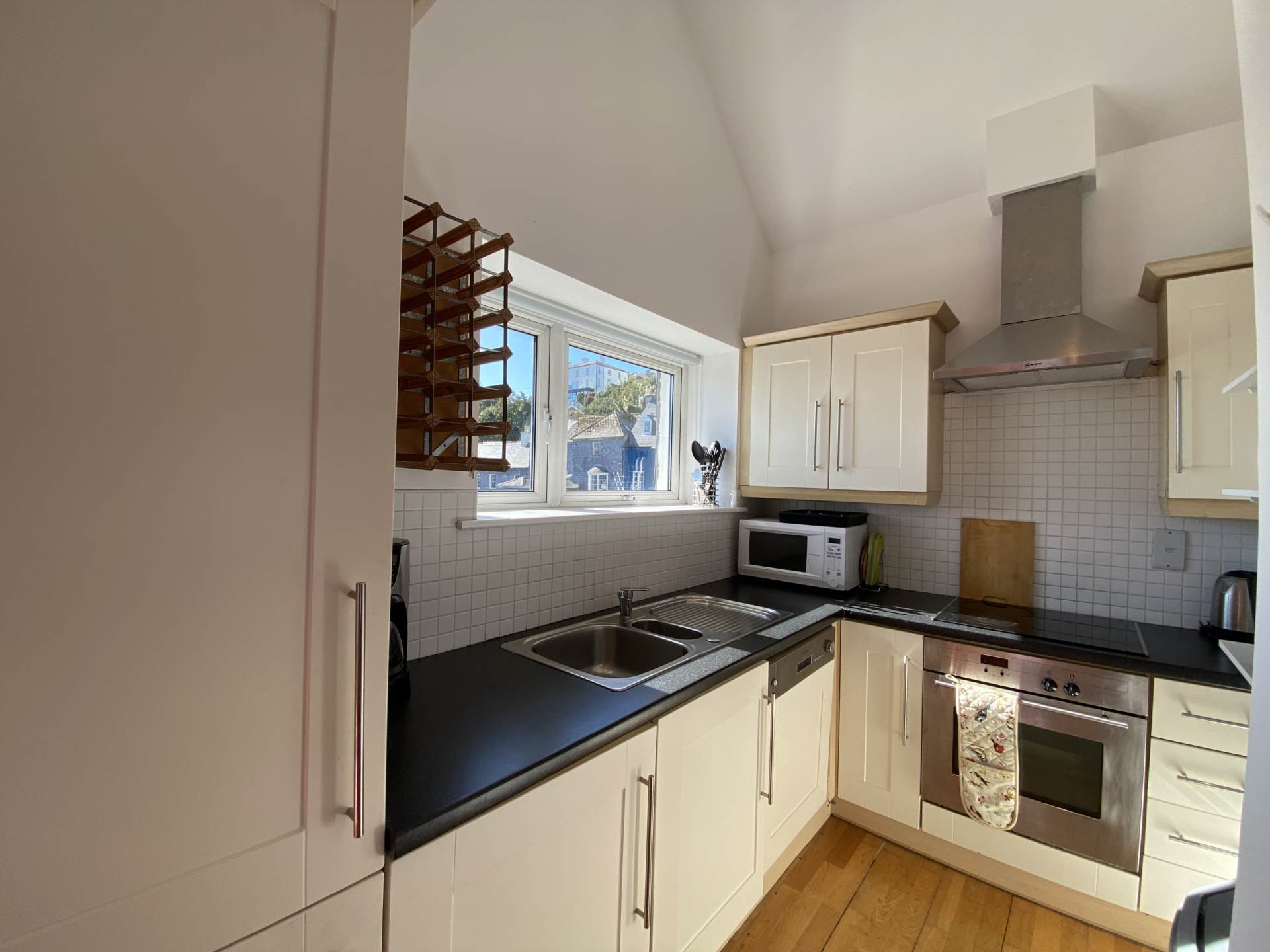 7 Shearwater, Pier Road, Kinsale, Co Cork, P17 H295, Image 11