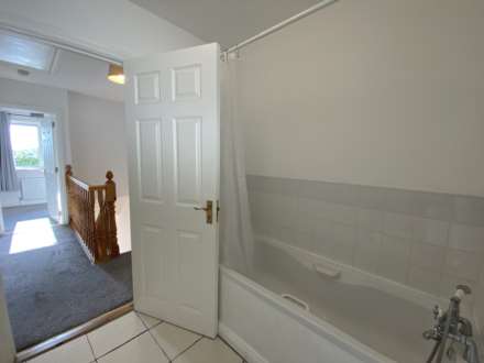82 The Orchards, Kinsale, Co Cork, P17 F104, Image 24