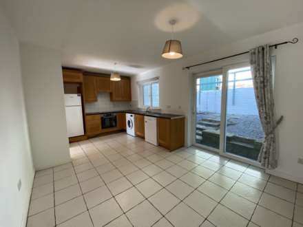 82 The Orchards, Kinsale, Co Cork, P17 F104, Image 9