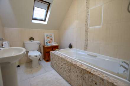 1 Lobster Cottages, World's End, Kinsale, P17 KX67, Image 24