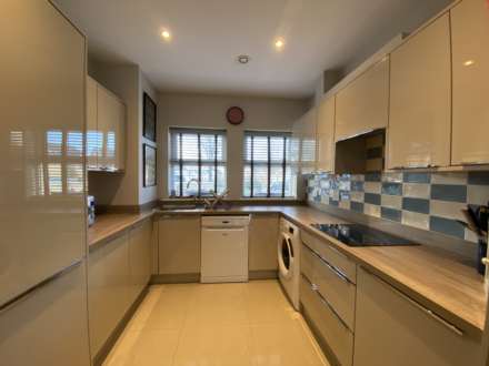 25 Orchid Grove, Abbey Fort, Kinsale, P17 C898, Image 7