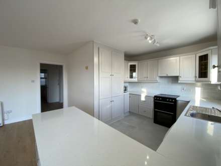 2 Rampart Manor, Kinsale, P17 W280, Image 13