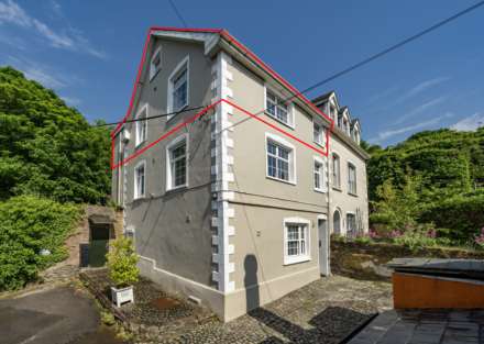 Apt 3, Craig House, Summercove, Kinsale, P17 D262, Image 2