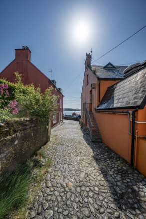 Apt 3, Craig House, Summercove, Kinsale, P17 D262, Image 3