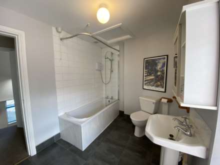 Penthouse Apt, 1 Market Quay, Kinsale, Co Cork, Image 13