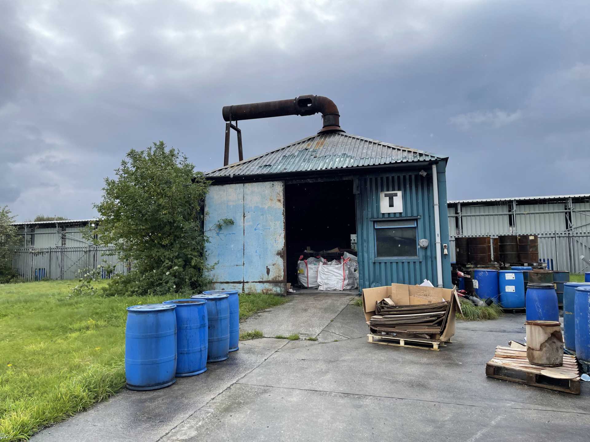 Land And Buildings At Ashcroft Road