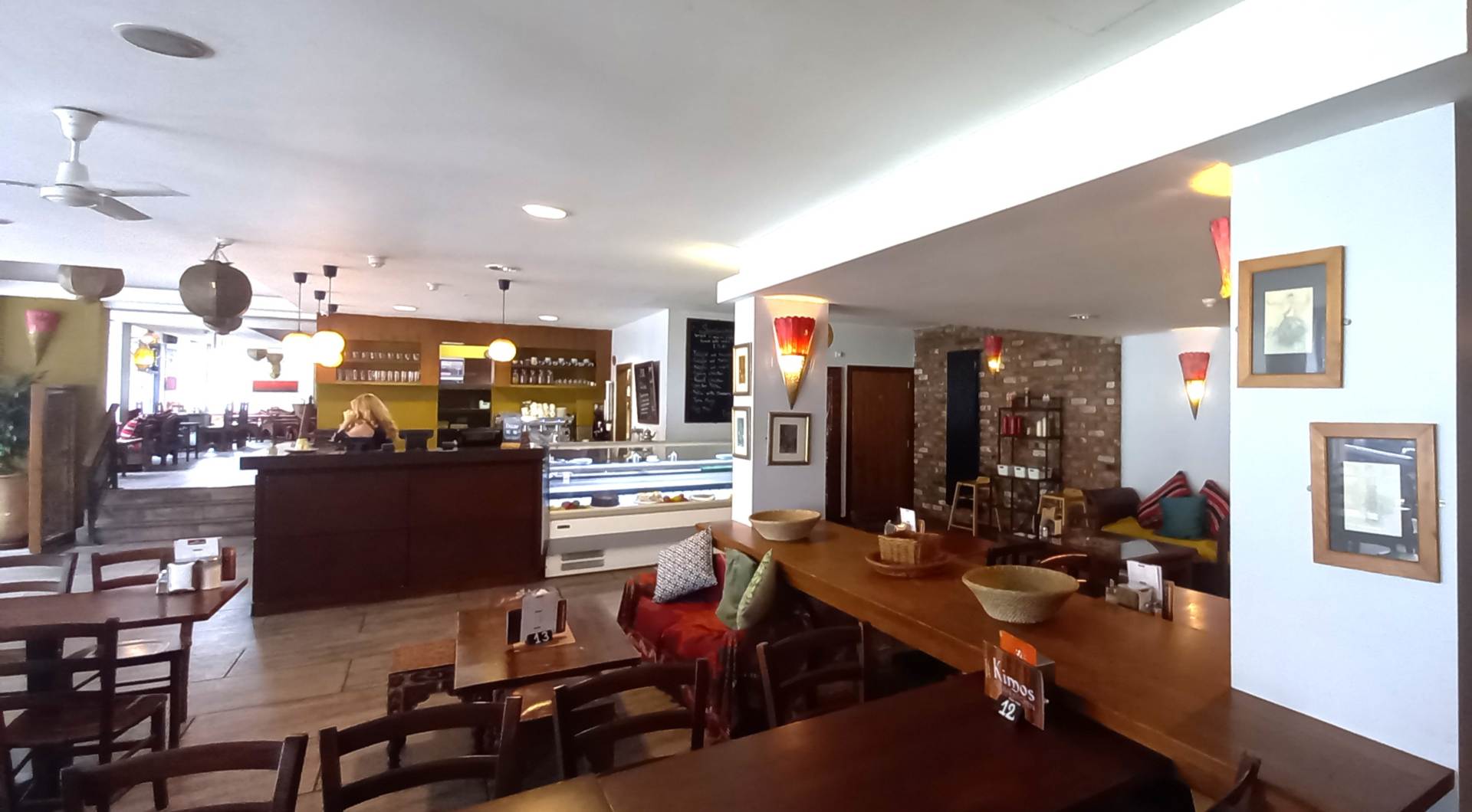Kimos Restaurant