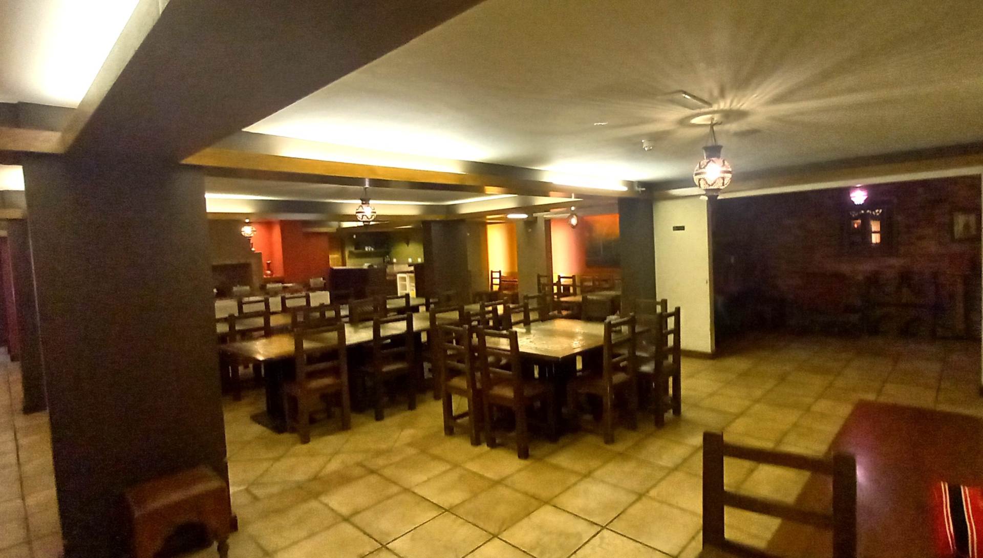 Kimos Restaurant